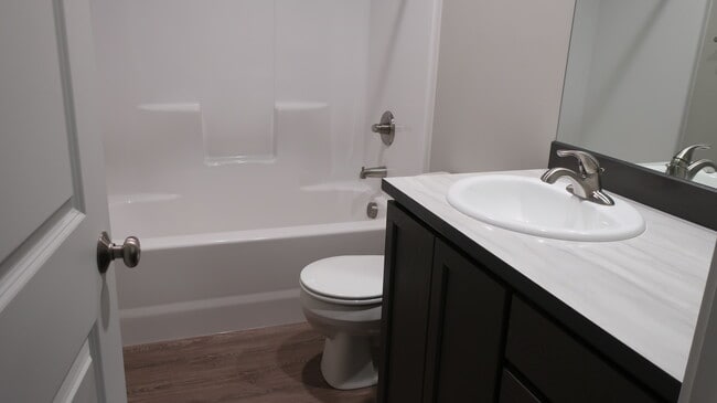 Photo - 1099 S New Oak Ln