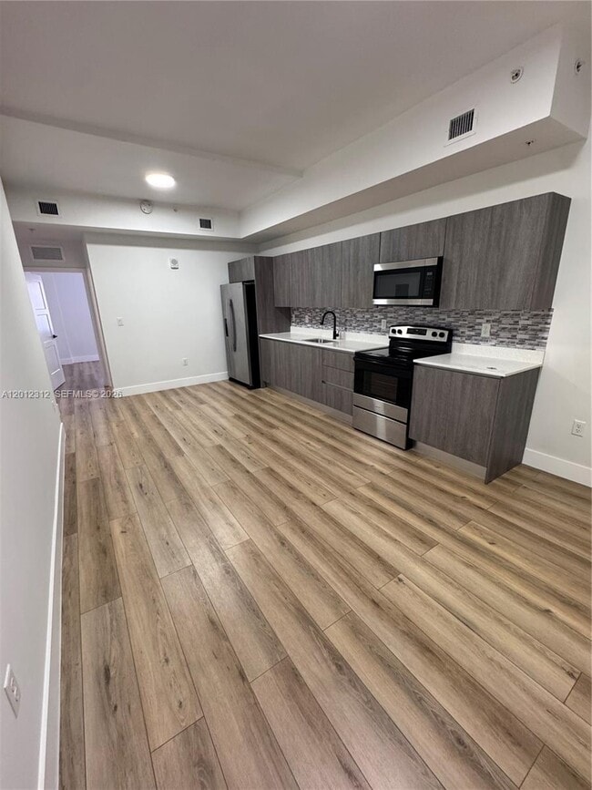 Photo - 1534 NW 1st St Unit 204
