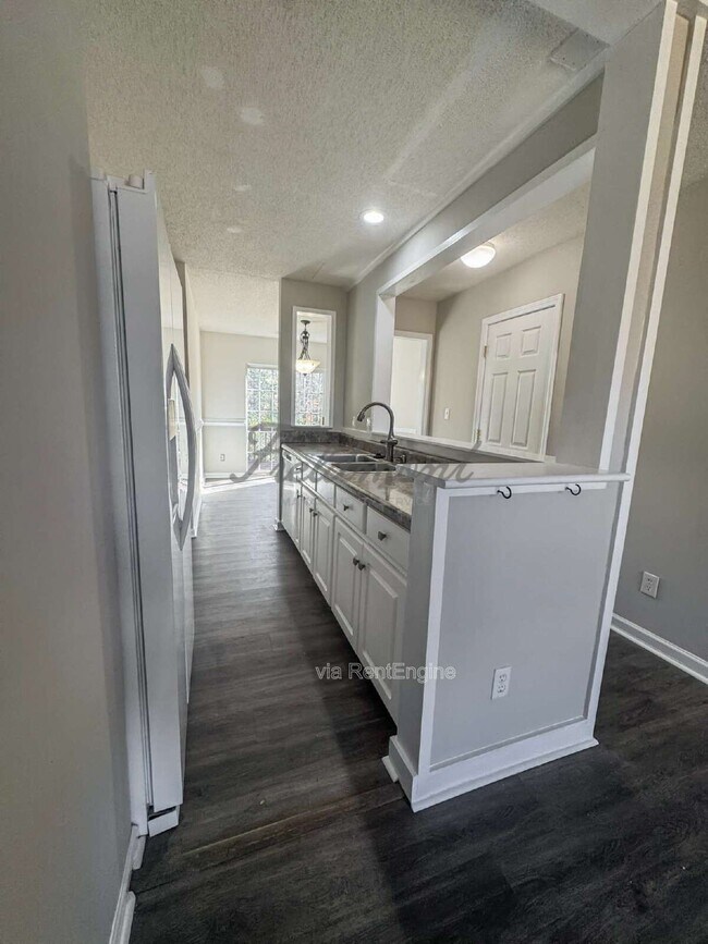 Photo - 530 Fawn Branch Trail