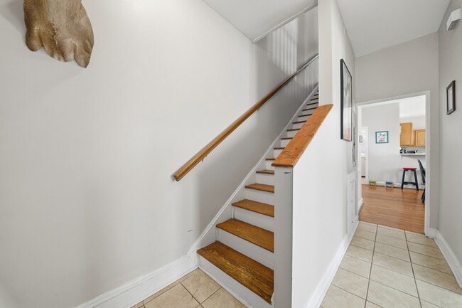 Photo - 146 W Seaview Ave