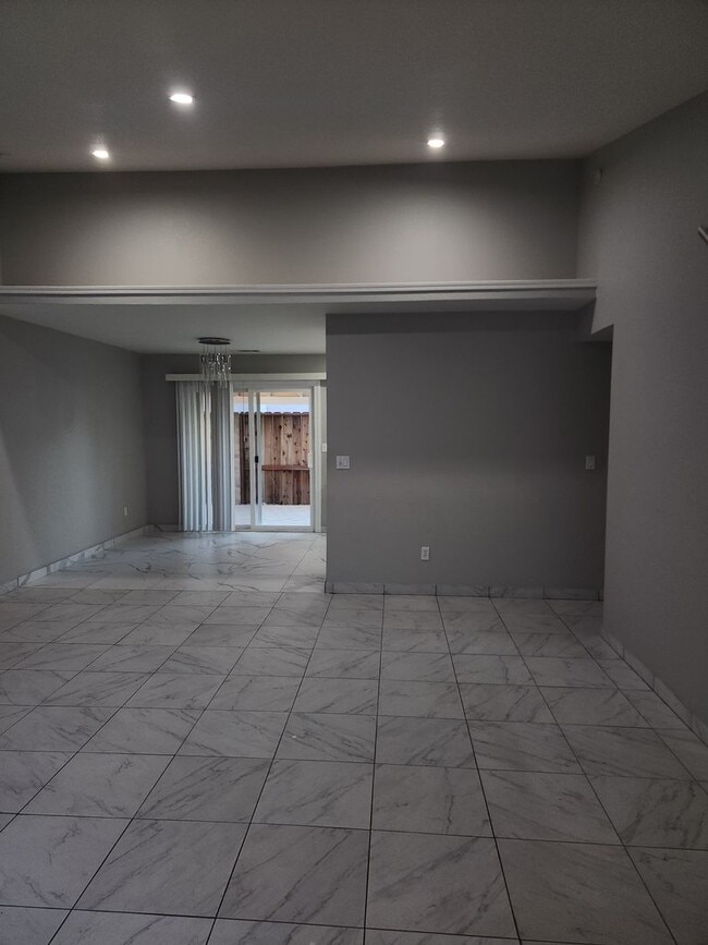 Photo - 1609 Cashmere Dr