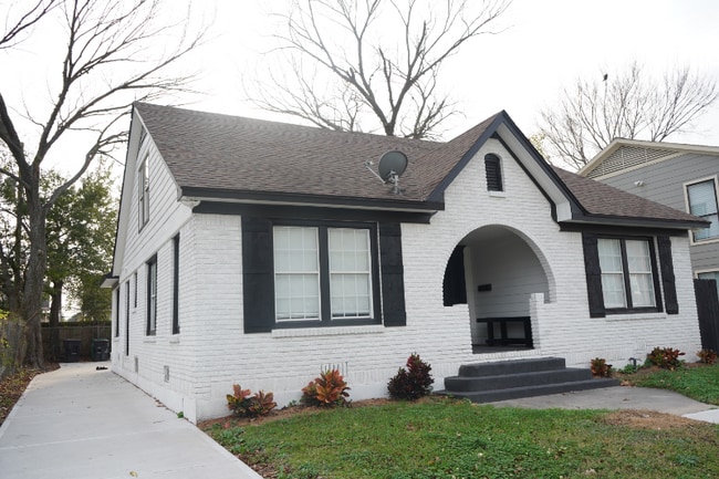 Photo - 2516 Isabella St Unidad 2516