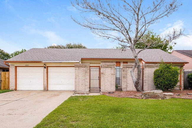 Building Photo - 12011 Pecan Meadow Dr Rental