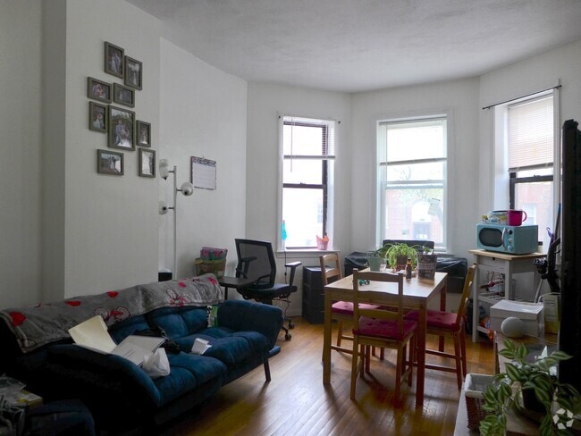 Building Photo - 38 S Huntington Ave Rental