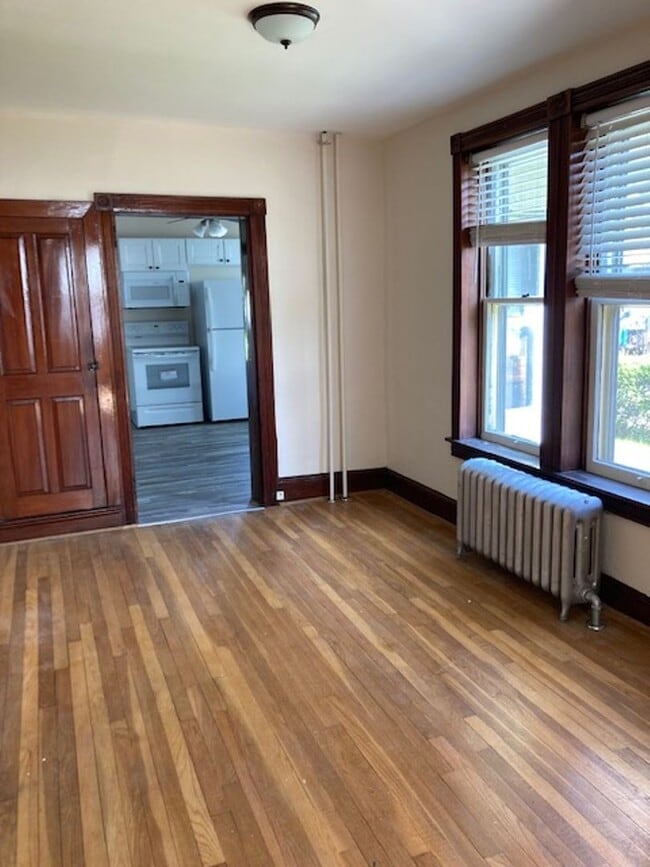 Photo - 2+ bedroom Semi detached home