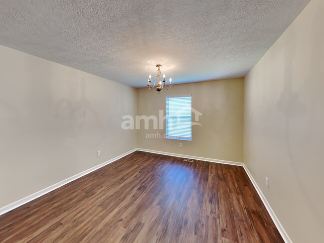 Photo - 5455 Demorest Dr