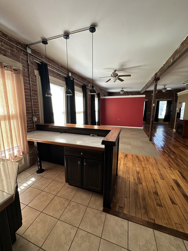 Photo - 55 Grove St Unit 2