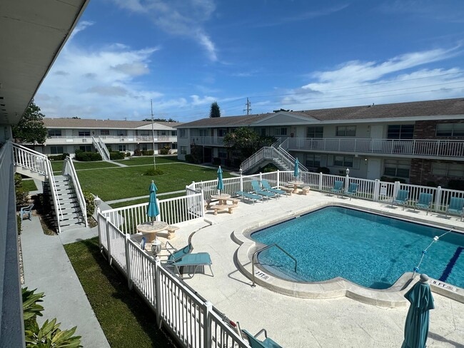 3850 NE 21st Way Unit 41