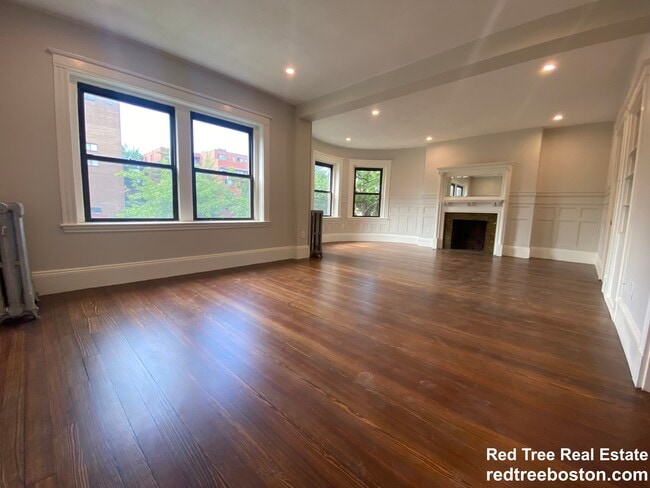 Photo - 1855 Beacon St Unit 2