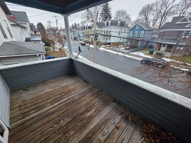 Photo - 29 Marshall St Unit Apt B