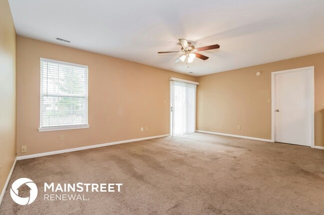 Photo - 7467 Grandview Dr
