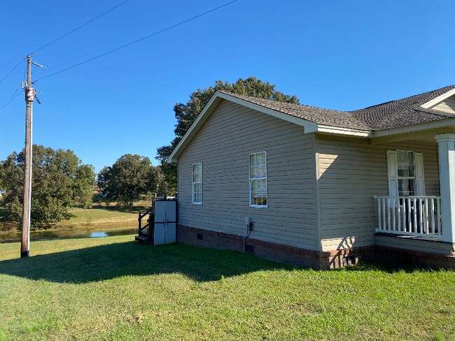 Photo - 160 Charity Ln