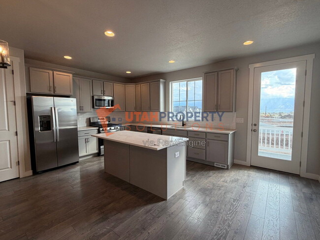 12927 Twisted Oak Dr