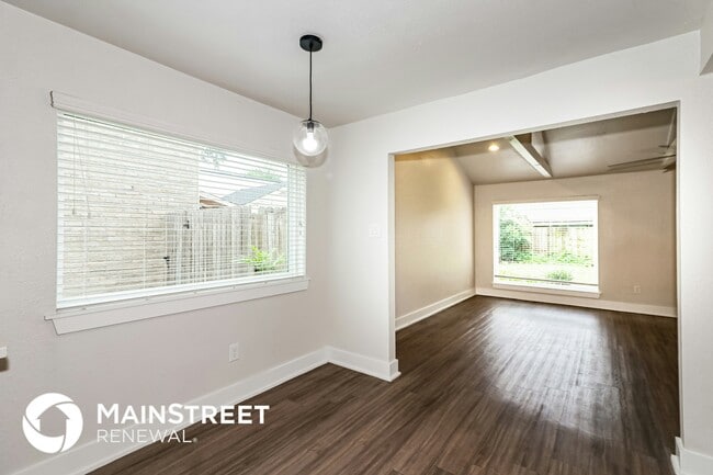 Photo - 4614 Cloudmount Dr