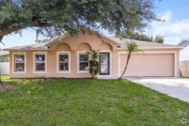 Building Photo - 225 Cranbrook Dr Rental
