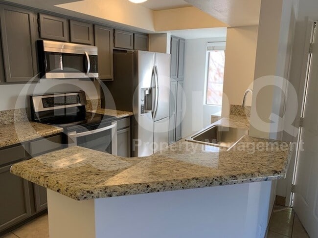 Building Photo - 7950 E Starlight Way Rental