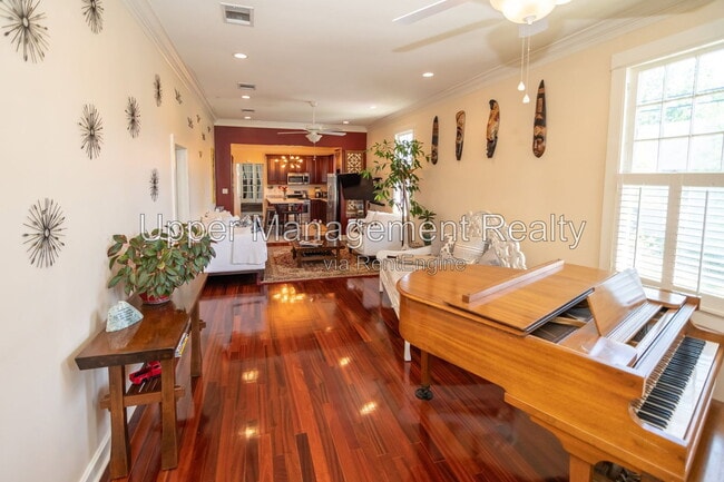 Photo - 1539 N Prieur St
