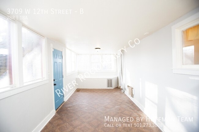 Photo - 3709 W 12th St Unidad B