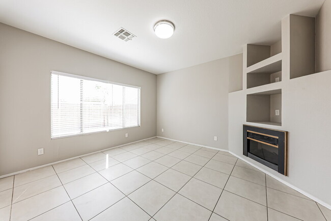 Photo - 1750 W Union Hills Dr