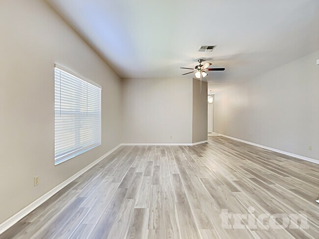 Photo - 443 Sandestin Dr SE