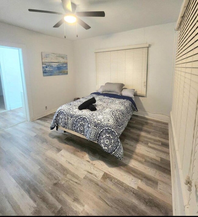 Photo - 817 Tyler St Unit 3