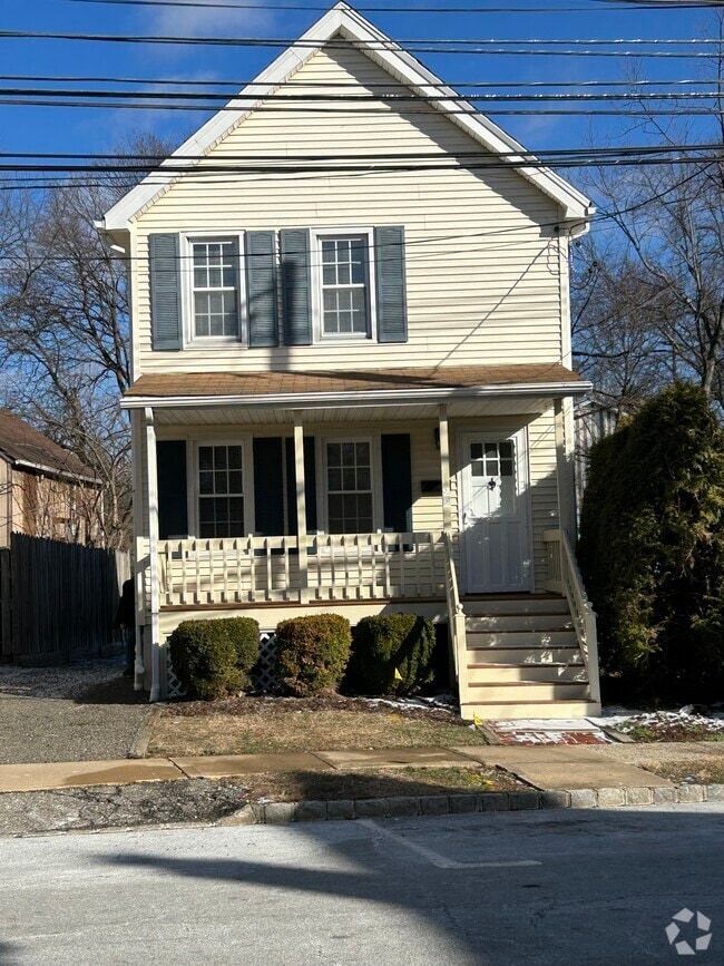 Building Photo - 22 Cook Ave Rental