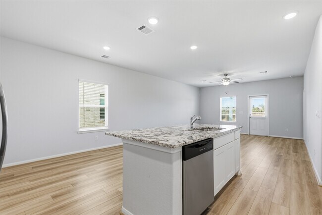 Photo - 88 Ashe Juniper Wy