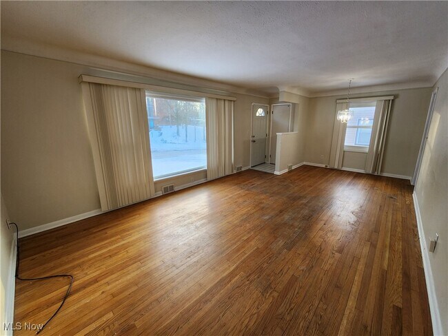 Photo - 4385 Greenway Rd