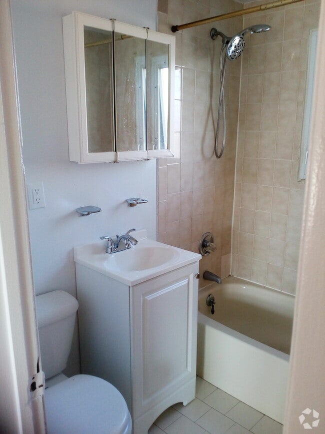 Building Photo - 12917 Harry Douglass Way Unit 1 Rental