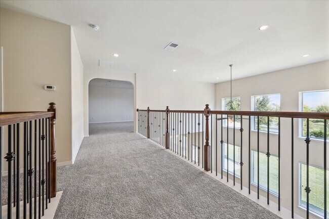 Building Photo - 20010 Crested Peak Ln