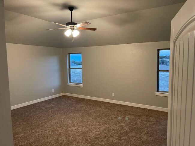 Photo - Beautiful 4 Bedroom 2 Bath Home