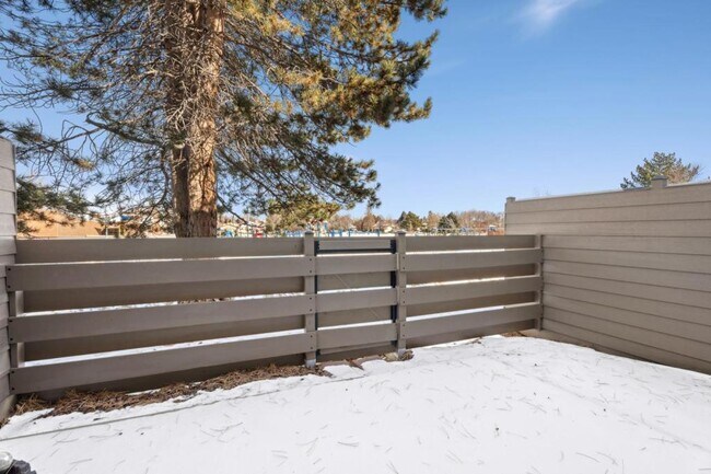 Photo - 3465 Lochwood Dr