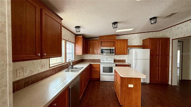 Photo - 4541 Deer Run Rd