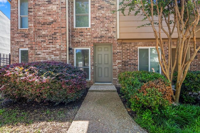 Photo - 2501 Bering Dr Condo