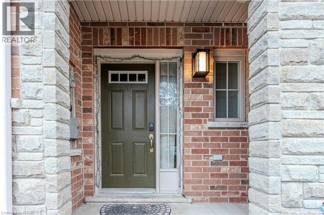 Photo - 49 Marina Point Cres