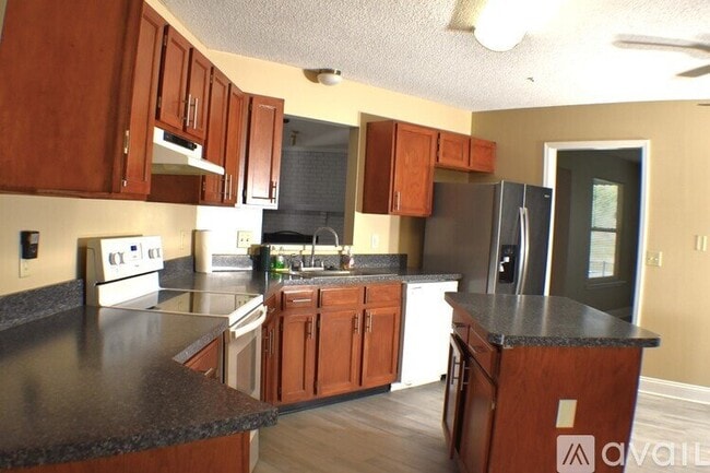 Photo - 10439 Inverness Dr