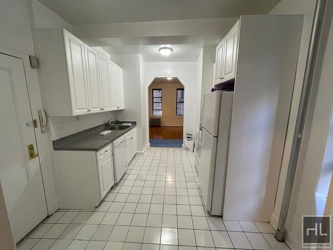 Building Photo - East 38th Street Rental