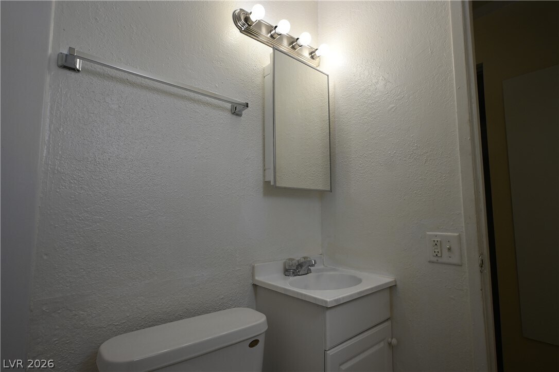 Photo - 3021 E Carey Ave Unit 4