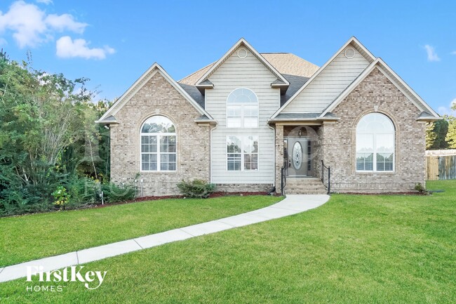 Building Photo - 245 Madison Ln