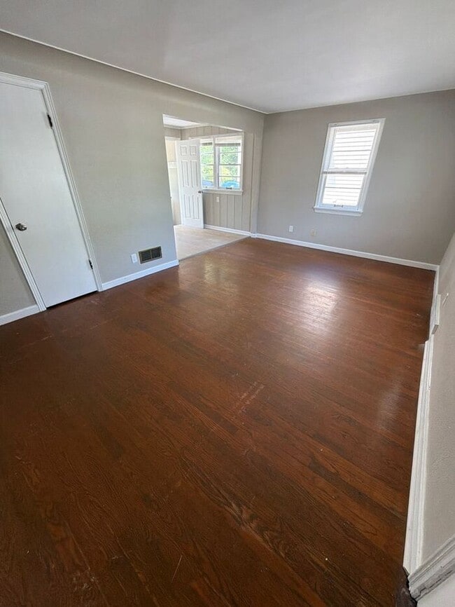Photo - Charming 3-bedroom, 2-bathroom single-family