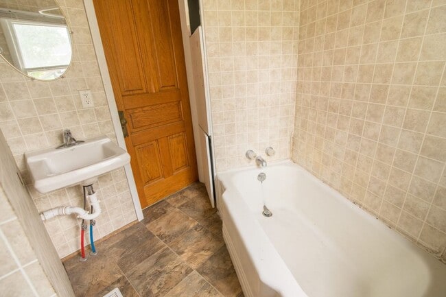 Photo - 809 Washington St Unidad #1