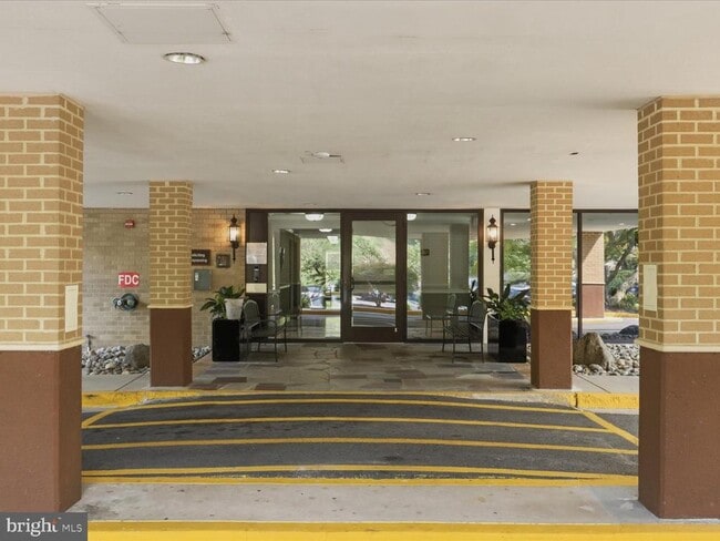 Photo - 600 Roosevelt Blvd Unidad 317