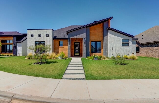 Building Photo - 504 Brookshire Ave Rental