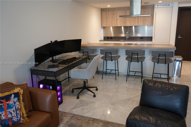 Photo - 1000 Brickell Plaza Condominio Unidad 2514