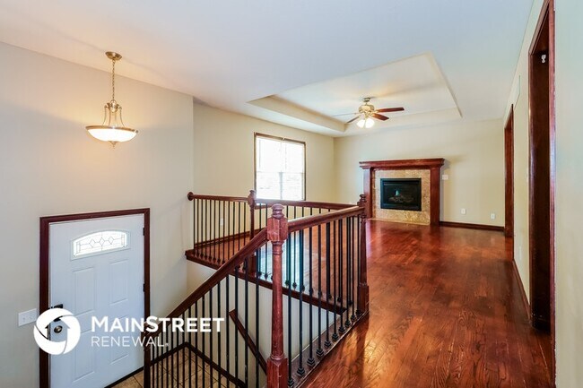 Photo - 16101 Slater Ave