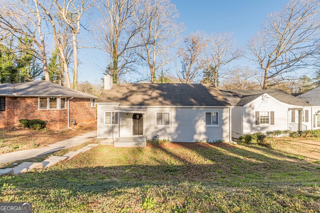 Photo - 1376 Westmont Rd SW