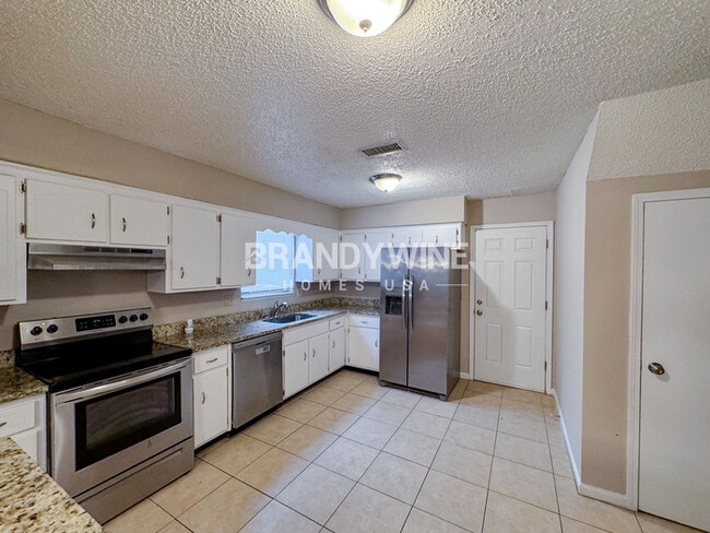 Photo - 7256 Mimosa Grove Trail