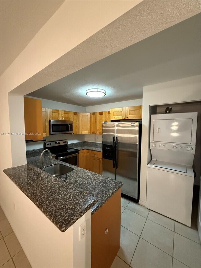 Photo - 350 Palm Cir W Unit 102