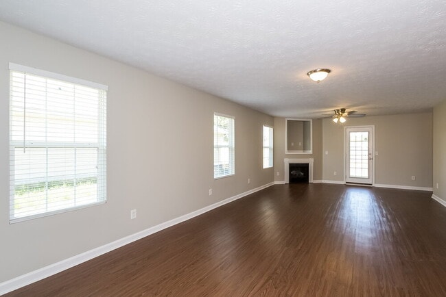 Photo - 465 Cathedral Dr