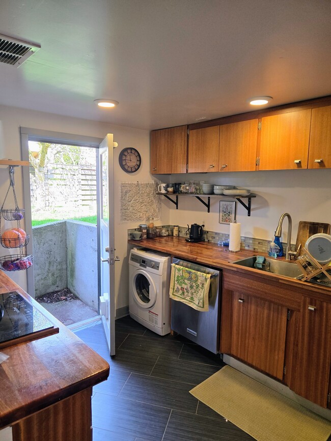 Photo - 12220 Densmore Ave N